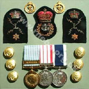 Chief Petty Officer Electrical badges & cuff buttons
